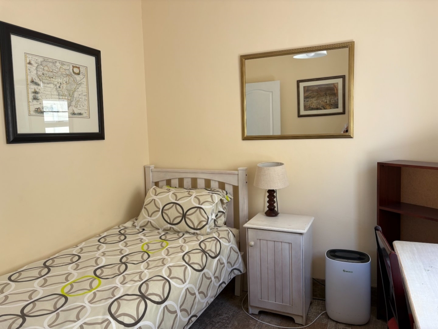 To Let 4 Bedroom Property for Rent in Fish Hoek Western Cape